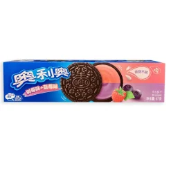 Oreo Lampone e Mirtillo, biscotti al cioccolato ripieni di crema al mirtillo e lamponi da 97g